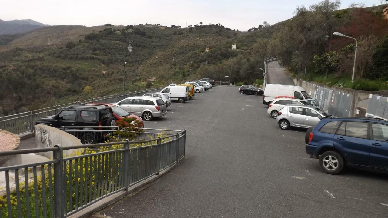 Villa Ca Delle Rondini Civezza Exterior foto